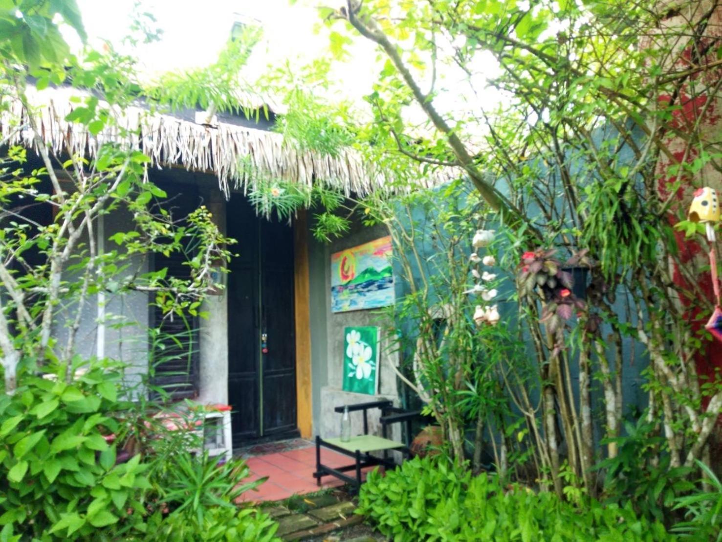 Artist'S Place Trat Exterior photo