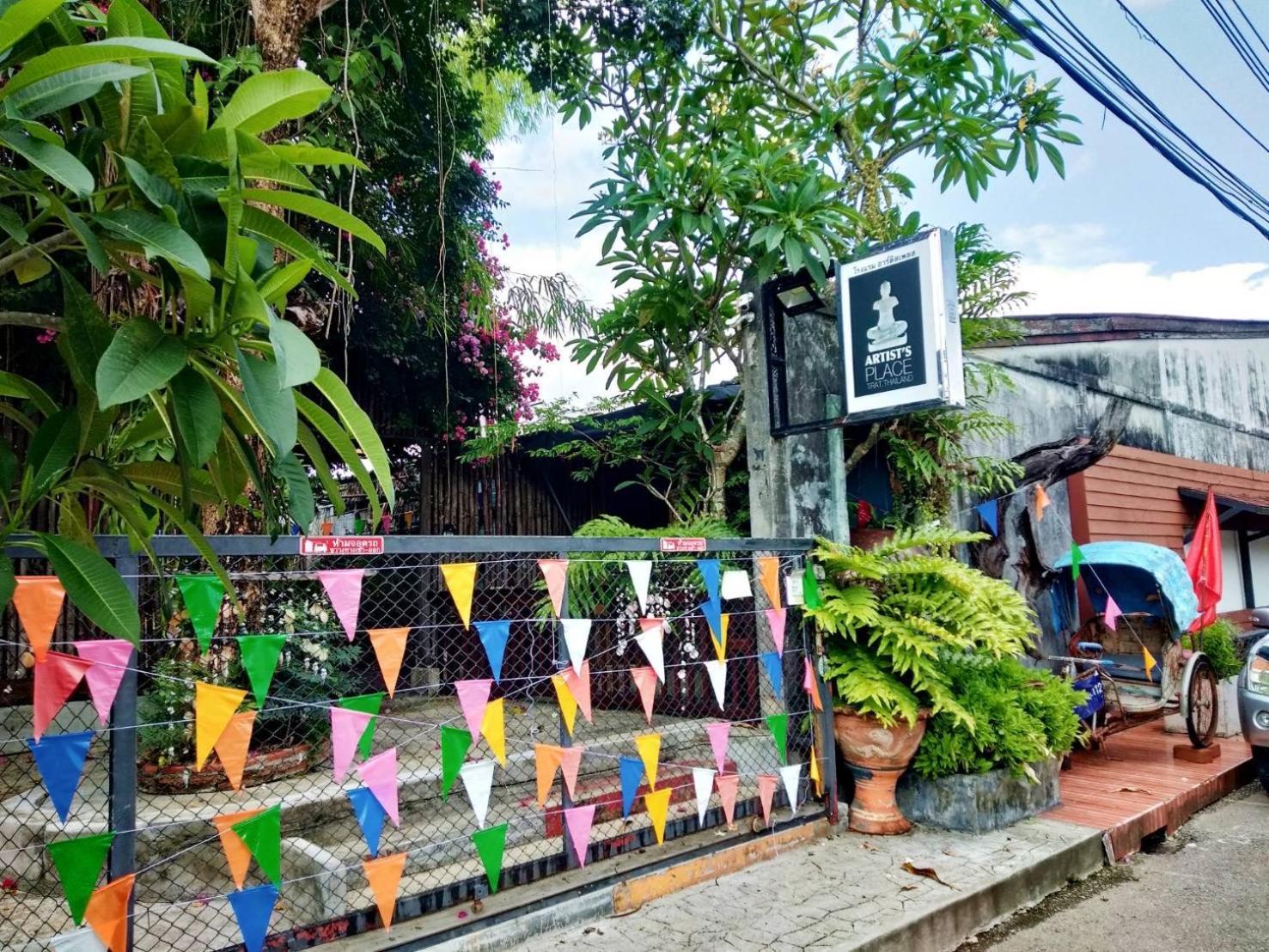 Artist'S Place Trat Exterior photo